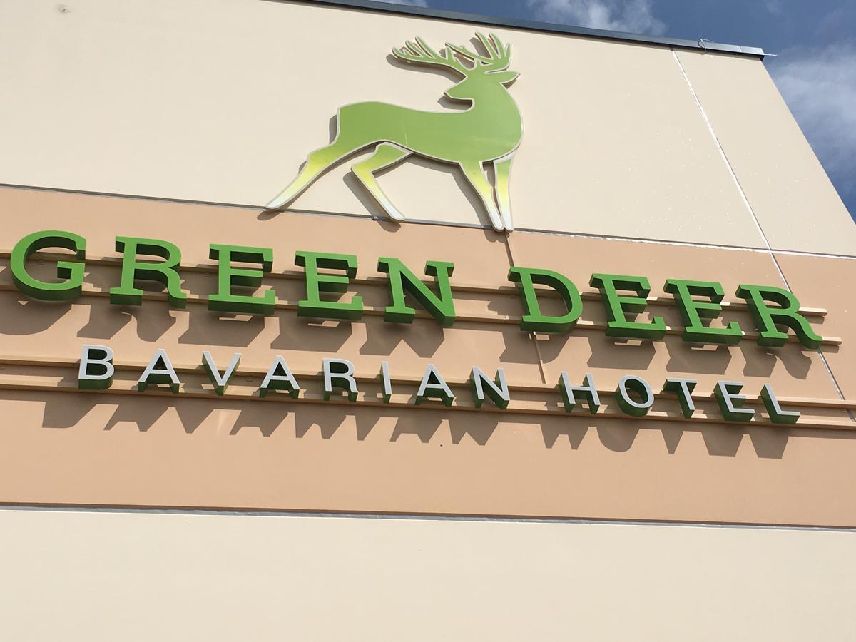 Green Deer Bavarian Hotel Лангенбрук Экстерьер фото